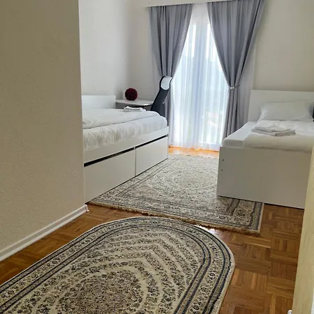 Dom wakacyjny Rest House Slavinovici